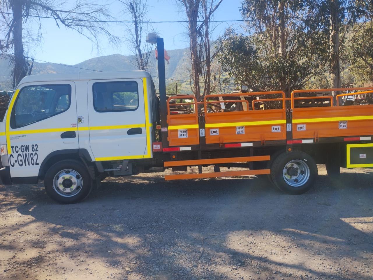 Camión Hino para transporte
